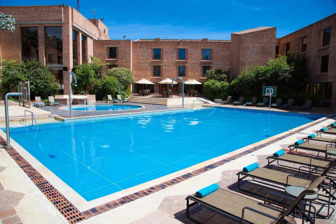 Estelar Paipa Hotel Spa & Y Centro De Convenciones Extérieur photo The pool at the hotel