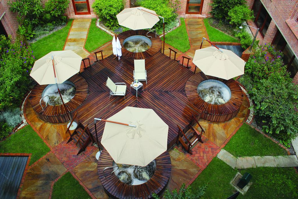 Estelar Paipa Hotel Spa & Y Centro De Convenciones Facilités photo The courtyard of the hotel